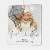 写真名の年の初めてのクリスマス 婚約した セラミックオーナメント (左)