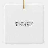 写真名の年初めてのクリスマスビッグブラザーセラミ セラミックオーナメント (裏面)