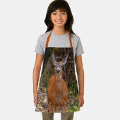 写真家おもしろいで鹿の若手スマイル エプロン (インサイチュ)