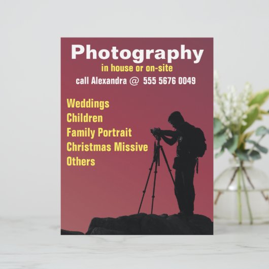 写真家の写真の信頼できるチラシ (スタンド正面)
