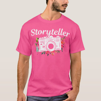 写真家ギフト 物語を紡ぐ人 花 カメラ 写真 Tシャツ