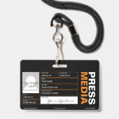 写真家 バッジ (Back with Lanyard)