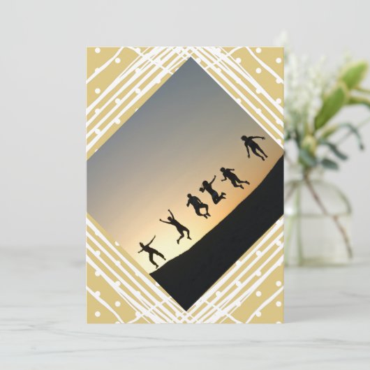 写真撮影メリークリスマス家族の名前ベージュ シーズンカード (スタンド正面)