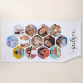 写真数々のコラージュシンプルパーソナライズされたモダン ビーチタオル (正面)