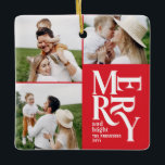写真数々のモダンカラフル赤タイポグラフィ セラミックオーナメント<br><div class="desc">カラフルヴィンテージグラフィックメリータイポグラフィクリッ数々のスマ写真ホリデーオーナメントデザイン。おもしろいのはっきりした休日コレクションの一部。</div>