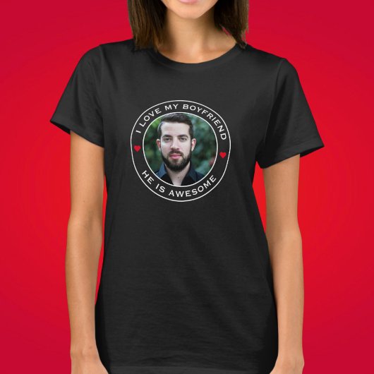 写真文字ハート私の彼氏を愛素晴らしする Tシャツ