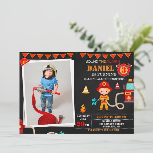 写真消防士の誕生日の招待ファイアートラック 招待状 (スタンド正面)