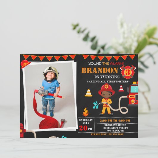 写真消防士の誕生日の招待ファイアートラック 招待状 (スタンド正面)