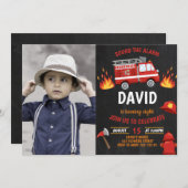 写真消防士チャルクボード消防車ボーイ誕生日 招待状 (正面/裏面)