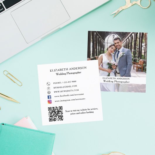 写真白黒QRコードソーシャルメディア スクエア名刺