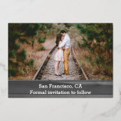 写真素朴コラージュ日付カードの保存 箔招待状 (裏面)