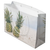 写真2パイナップルのビーチ誕生日 ラージペーパーバッグ (裏面アングル)