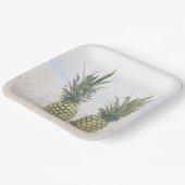 写真2パイナップルのビーチ ペーパープレート (傾斜あり)