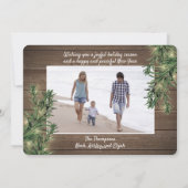 写真2枚を飾る ラスティック ウッド、松&ストリングライト シーズンカード (裏面)