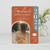 写真2023はっきりしたアーチ焼けオレンジの卒業 招待状 (スタンド正面)