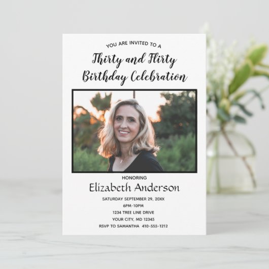 写真30歳の誕生日30気のあるそぶりをした誕生日 招待状 (スタンド正面)