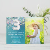 写真3rd誕生日招待状ティール（緑がかった色）シルバーグリッター 招待状 (スタンド正面)