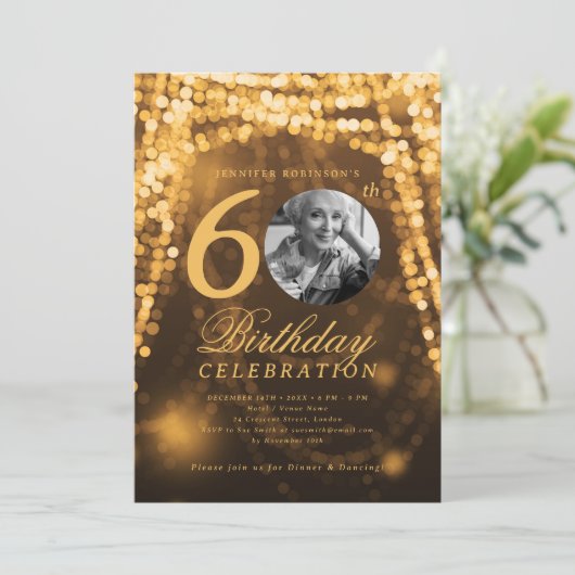 写真60エレガント番誕生日金ゴールドグラムライト 招待状 (スタンド正面)