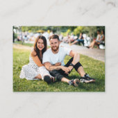 写真 オンライン RSVP QR コード シャムロック ワイルドフラワー エンクロージャーカード (裏面)