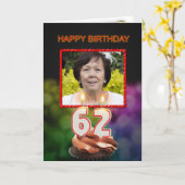 写真、ケーキとキャンドル付きの62番目の誕生日を追加 カード (黄色い花)