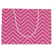 写真:シェブロン模様と名前をカスタムする ラージペーパーバッグ (裏面)