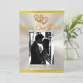 写真、ハート、リボン – ホワイトパール/金ゴールド セーブザデート (スタンド正面)