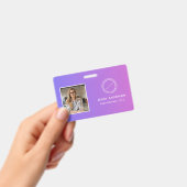 写真、バーコード、ロゴ、名前付きの社員証 バッジ (手持ち)