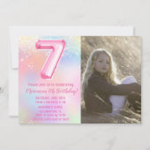 写真 ピンク レインボー 7歳の誕生日 招待状 (正面)