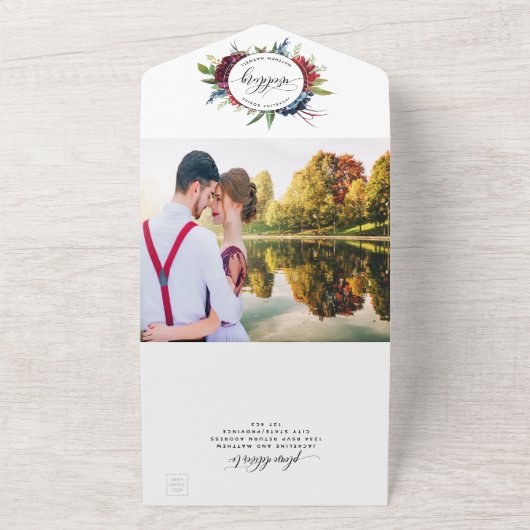 写真、ブルゴーニュ、ブルー結婚ズ、および穴あき出欠勤の出欠確認 オールインワン招待状 (外側)