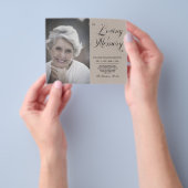 写真 予算 お悔やみ 愛する記憶を込めて チラシ (手)