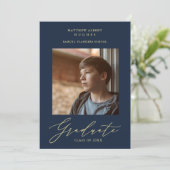 写真 卒業 ネイビー ファンシー モダン カリグラフィー 招待状 (スタンド正面)