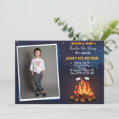 写真 焚き火 誕生日招待 キャンピングパーティー 招待状 (スタンド正面)