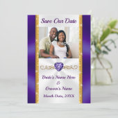 写真、紫、金ゴールド結婚式の日付カードを保存 招待状 (スタンド正面)