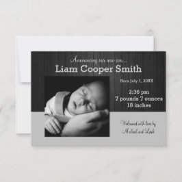 写真- 3x5誕生の発表が付いている灰色か黒い木 案内状