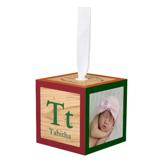 写真ABCは誕生Statsの記念品を妨げます キューブオーナメント (正面アングル)