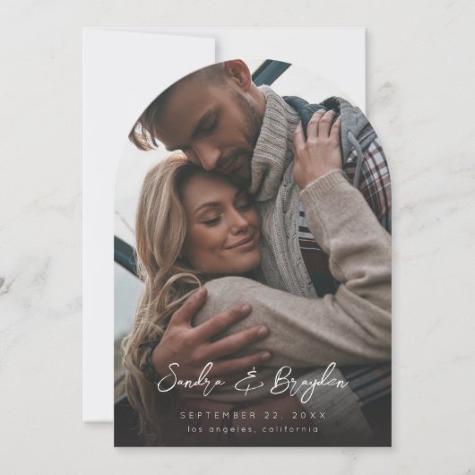 写真V モダン Chic 8 Save the Date Arch 招待状 (正面)