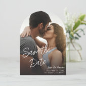 写真V Chic モダン 4 LG日付の円弧を保存 招待状 (スタンド正面)