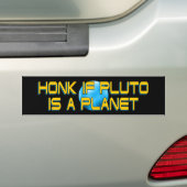 冥王星は惑星だ - おもしろ天文学 バンパーステッカー (車上)