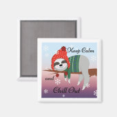 冬おもしろい帽保とスカーフの可愛い穏やかなスロース マグネット (正面/裏面)