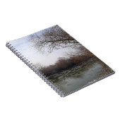 冬に川沿いを生きる ノートブック (右側)