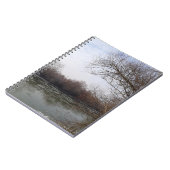 冬に川沿いを生きる ノートブック (左側)