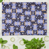 冬のかわいいペンギンのパターン（の模様が）あるなプリントの台所タオル キッチンタオル (折り畳み)