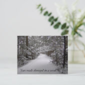 冬のはがきに2つの道路が分岐した ポストカード (スタンド正面)