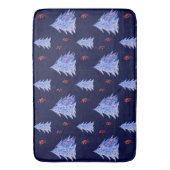 冬のアイスブルーツリーホリーベリー海軍クリスマス バスマット (正面縦)