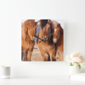 冬のアイスランド馬 スクエア壁時計 (ホーム)