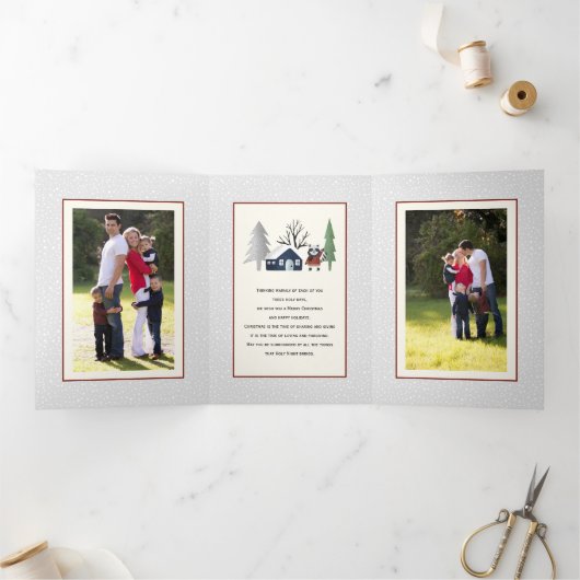 冬のアライグマと木のクリスマスフォト数々のー 三つ折りクリスマスカード (内部)