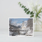 冬のアルプス山脈を持つ雪の中の教会 ポストカード (スタンド正面)