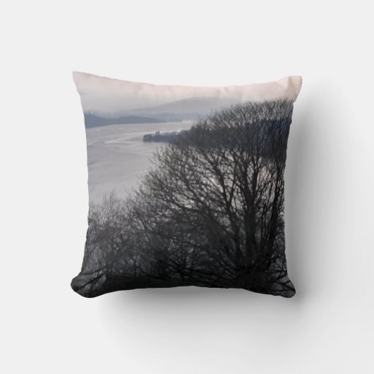 冬のウィンダーメア – Lake District Cossion クッション (正面)
