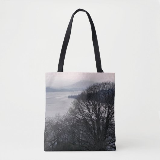 冬のウィンダーメア – Lake District Tote Bag トートバッグ (正面)