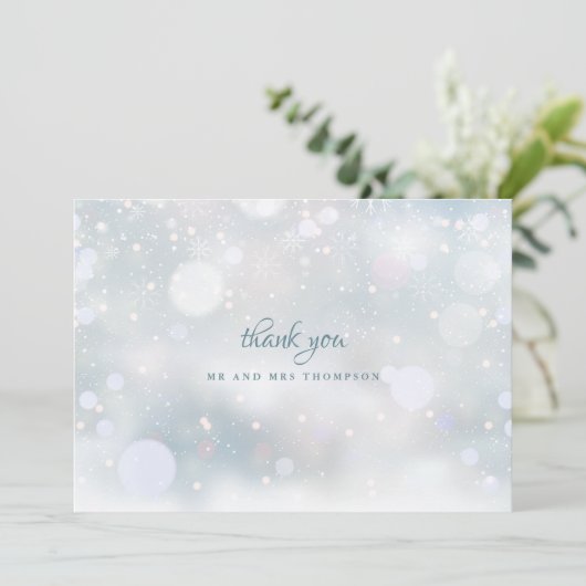 冬のウェディング スノーフレーク エレガント モダン サンキューカード (スタンド正面)